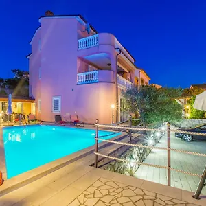 M Apartment Crikvenica
