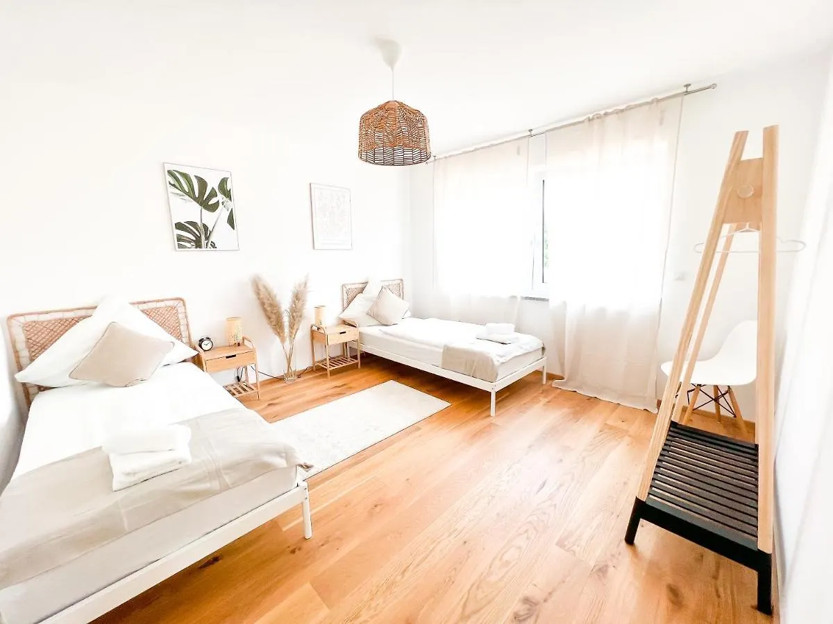 Sunset Club - Suite L Balkon - Kueche - Parkplatz Memmingen
